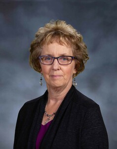 Photo of Alicia Dix